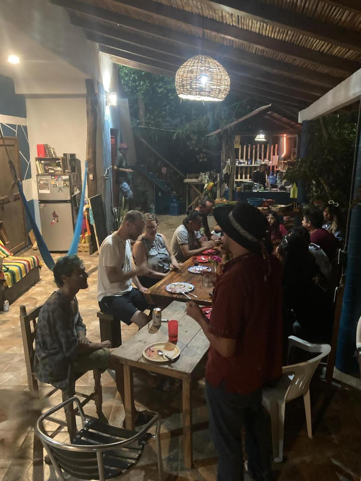 Hostal Mar De Fondo Zipolite Exterior foto